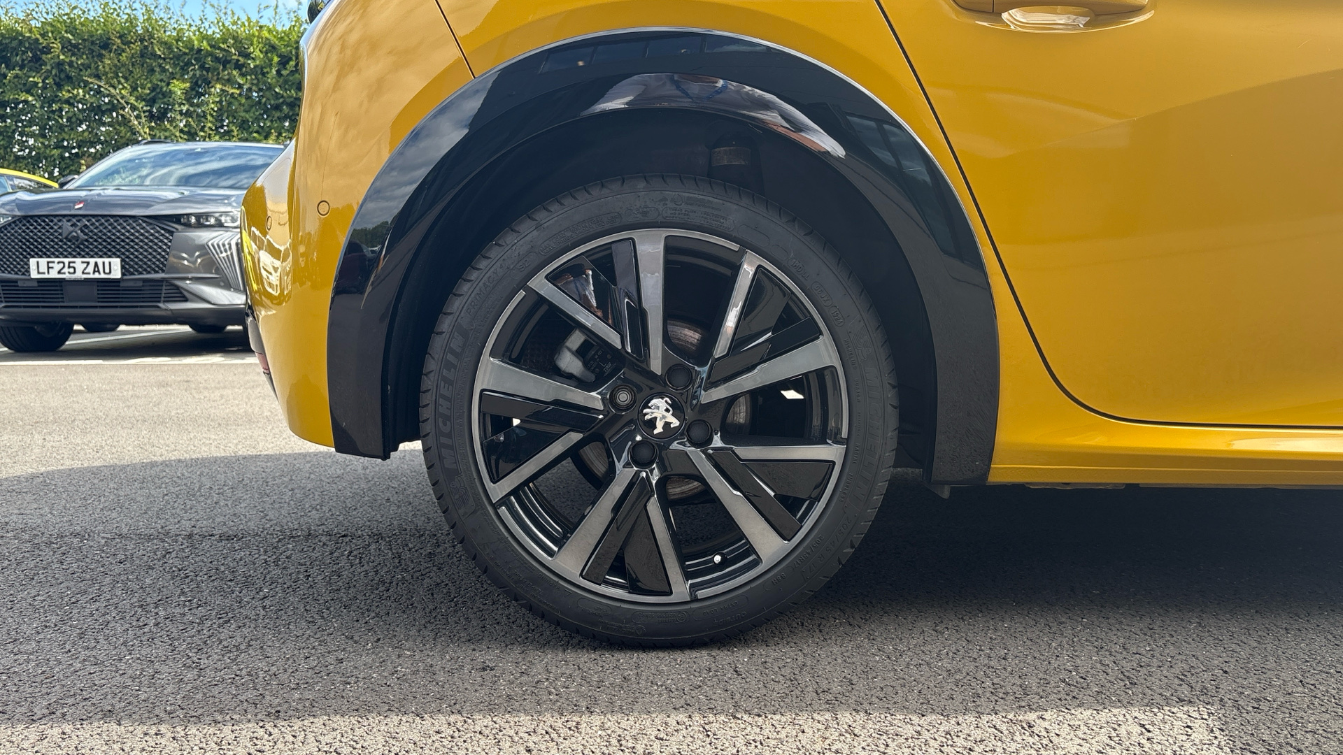 car image