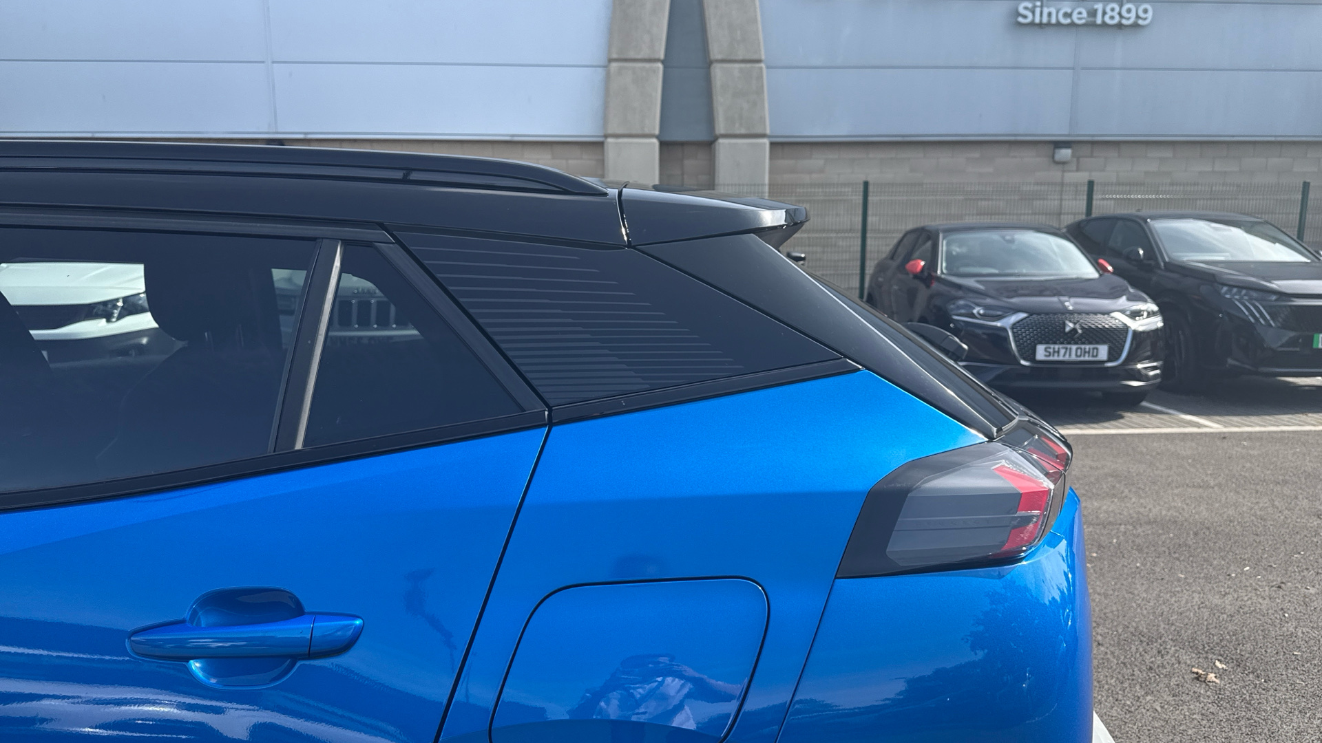 car image