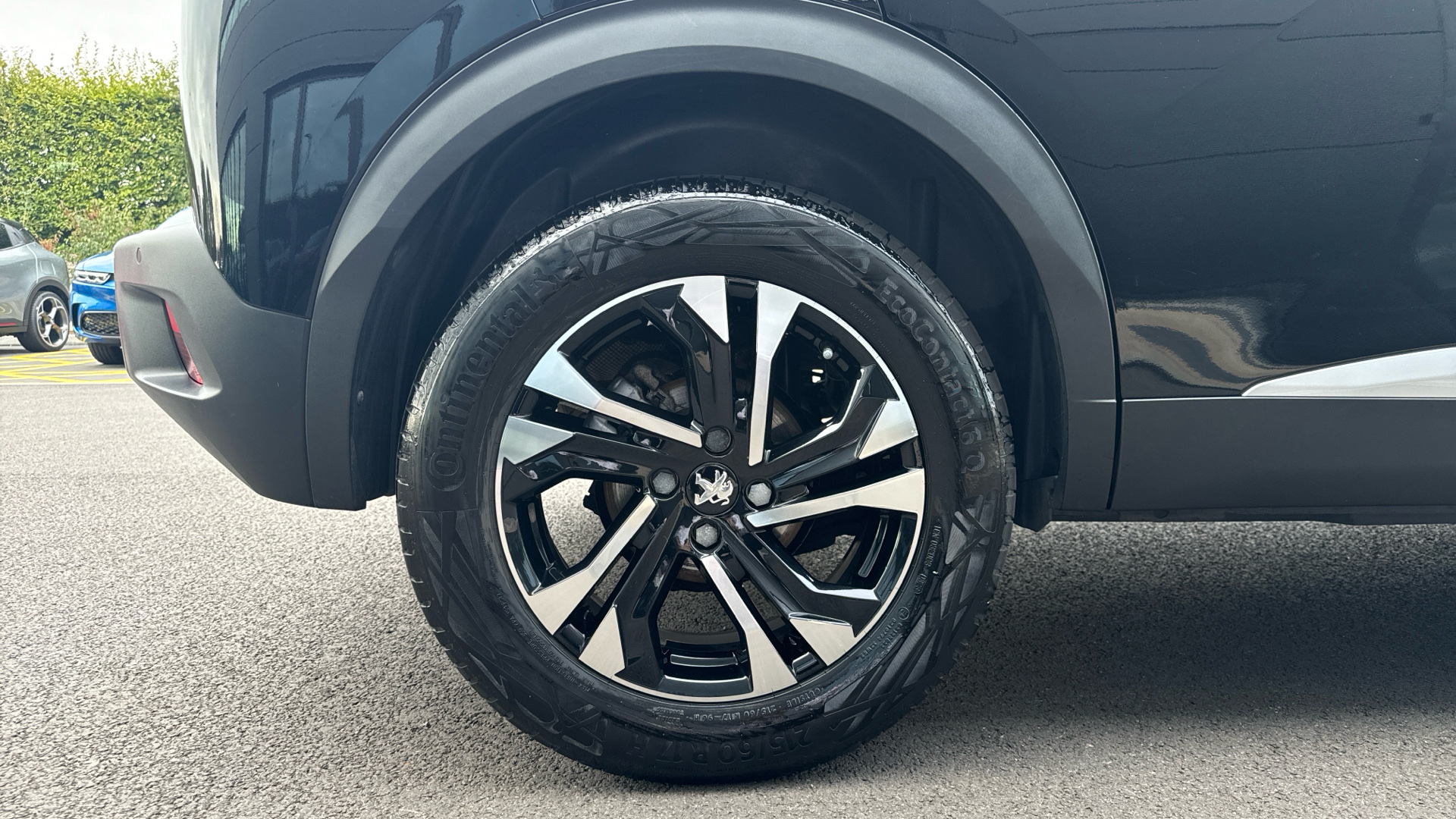 car image