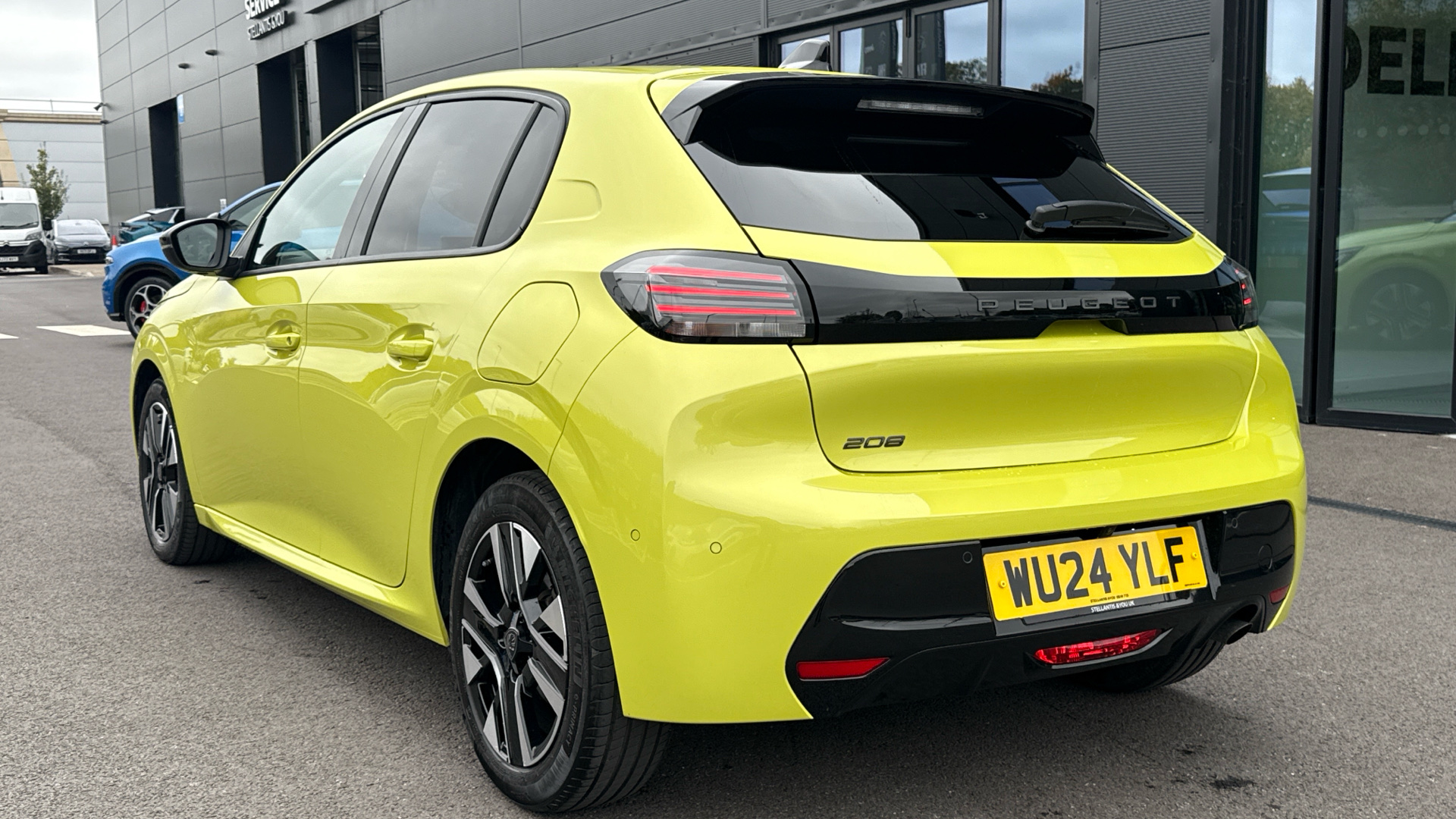 car image
