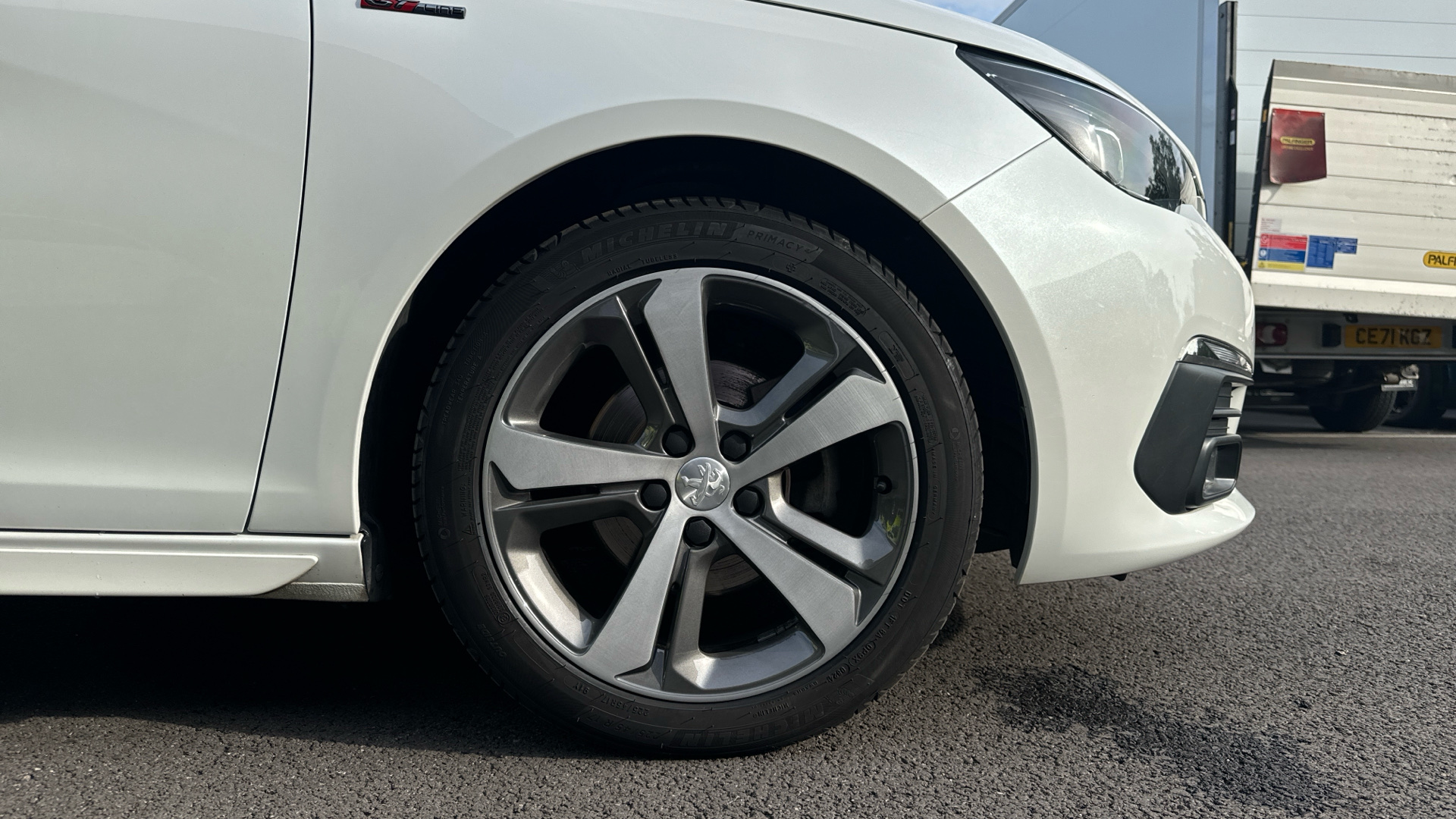 car image