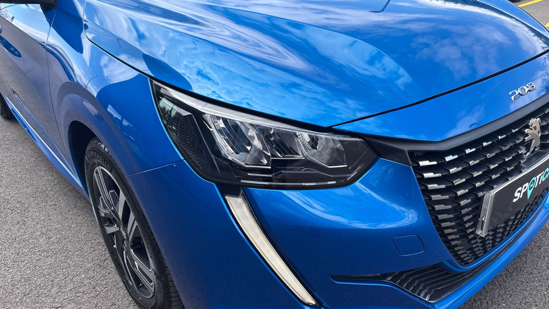 car image