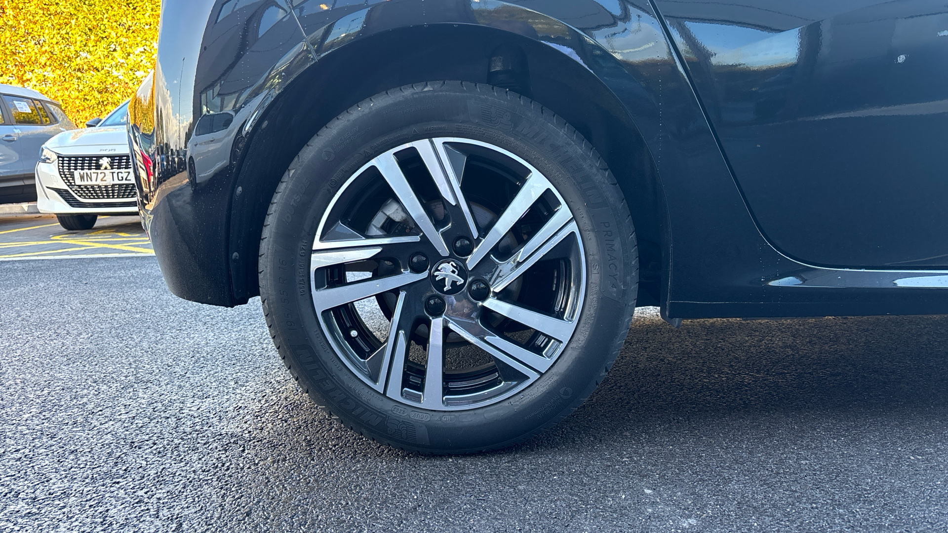 car image