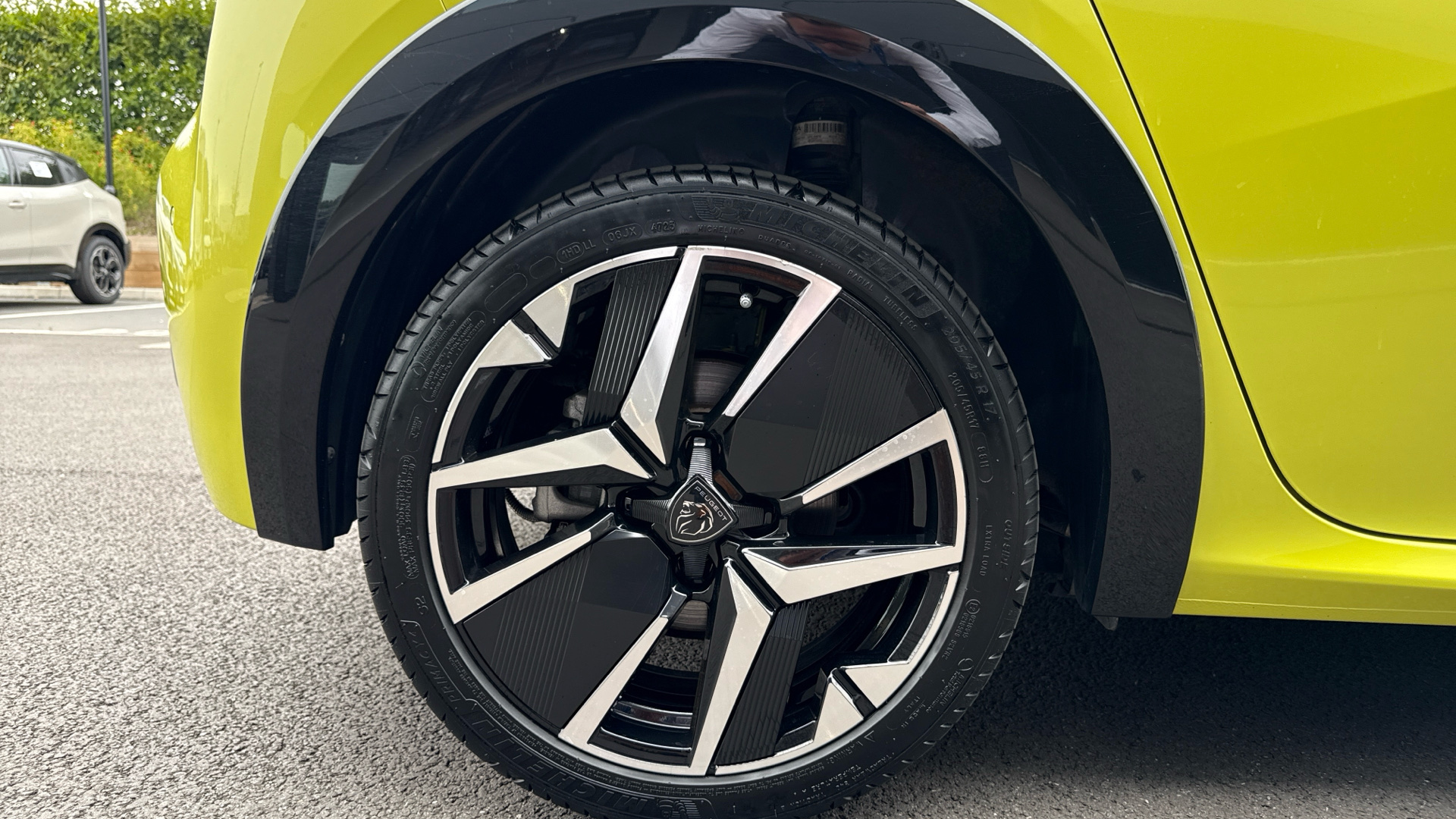 car image