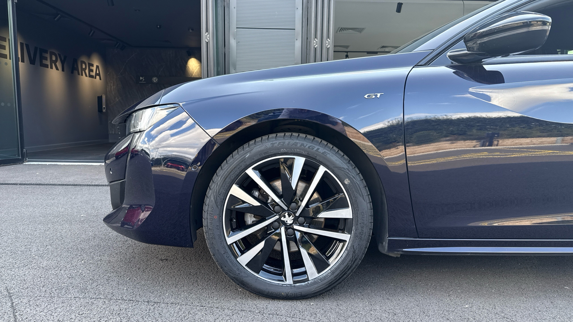 car image