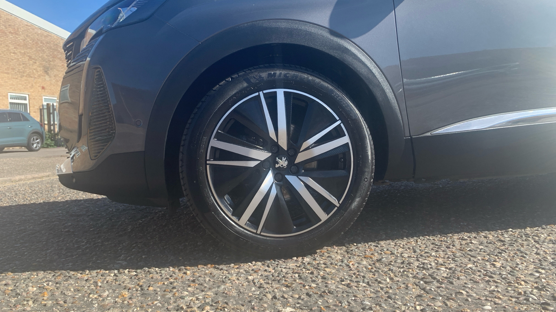 car image