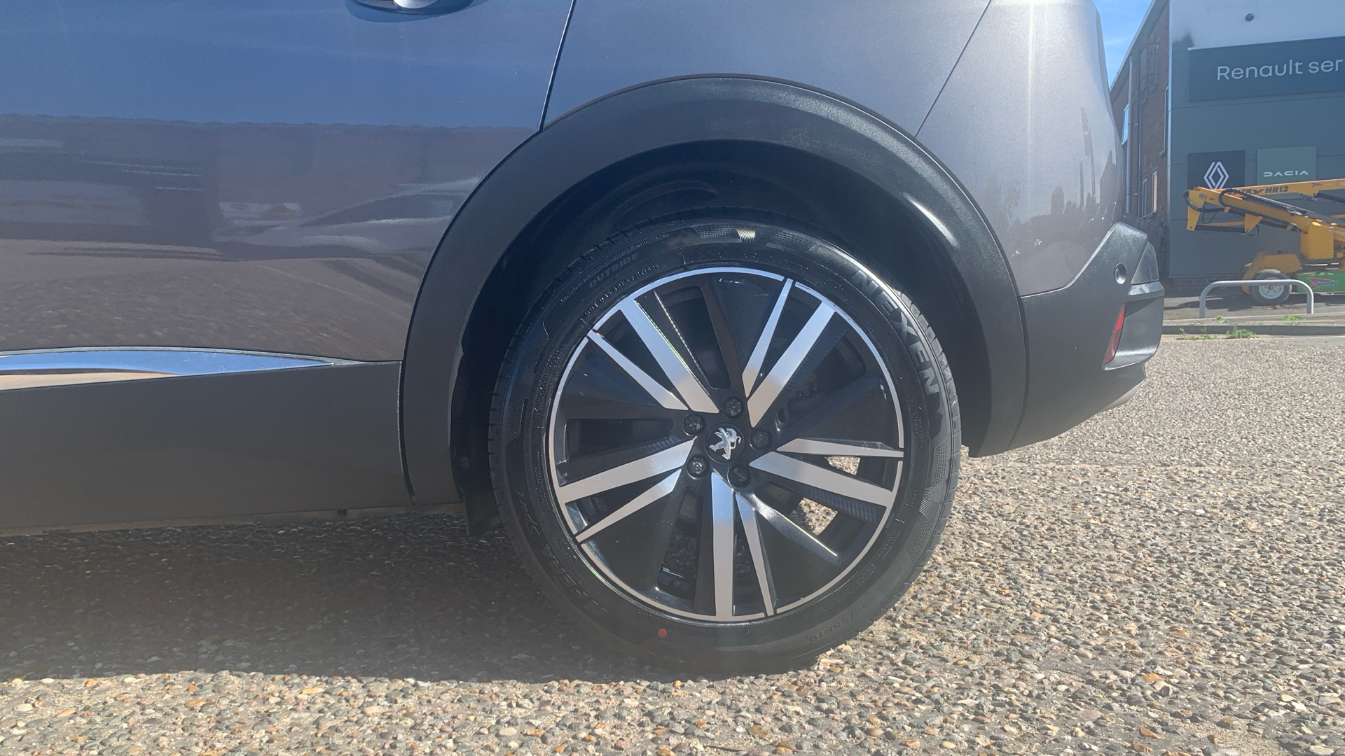 car image