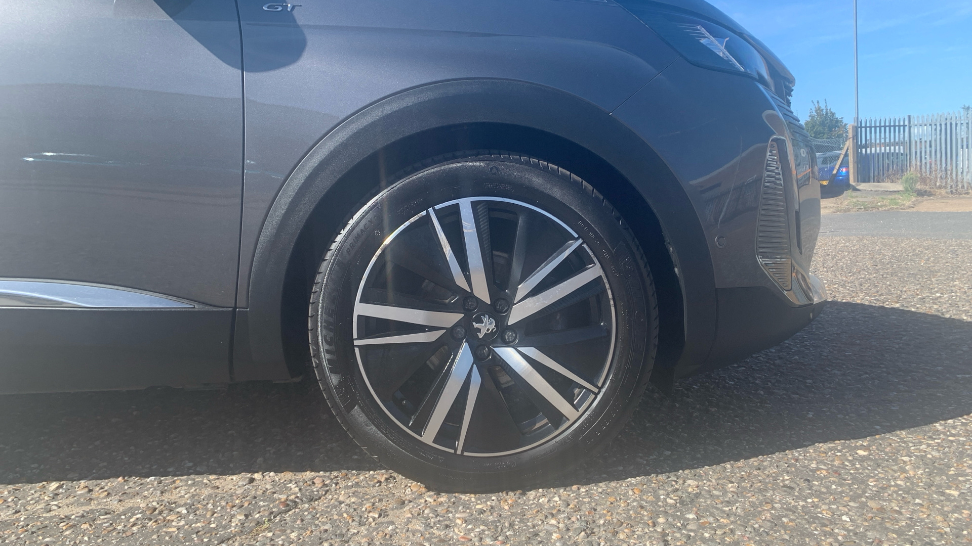 car image