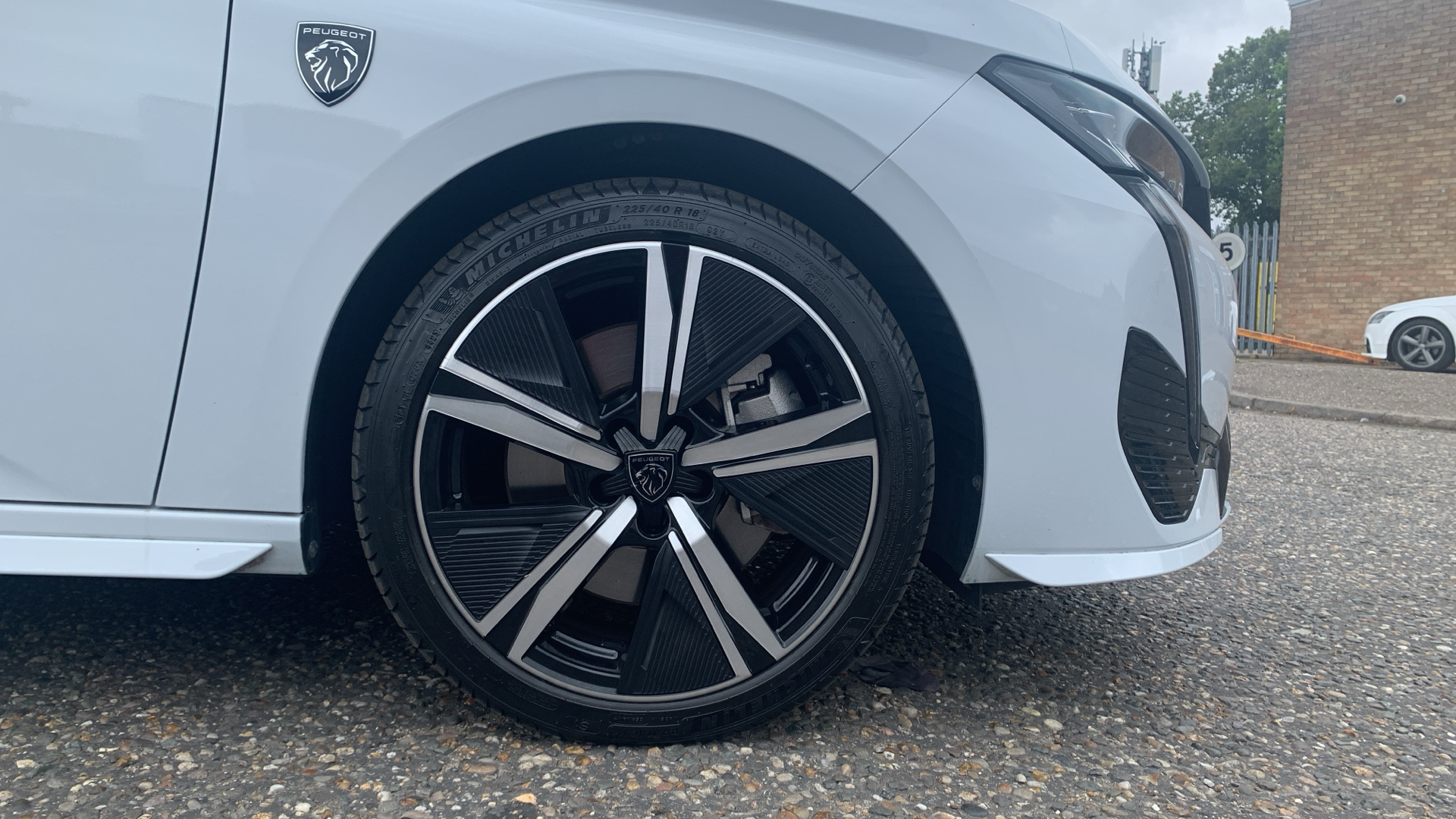 car image