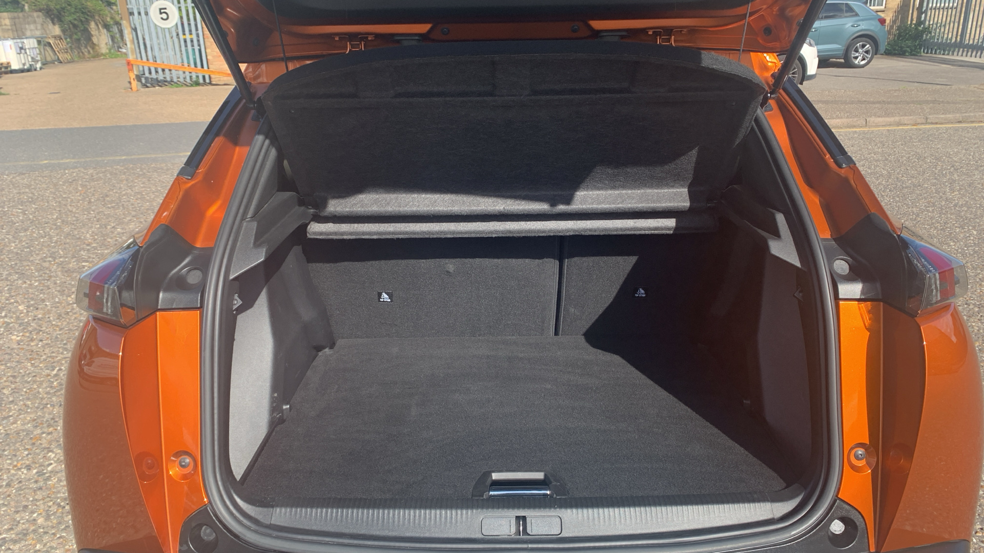 car image