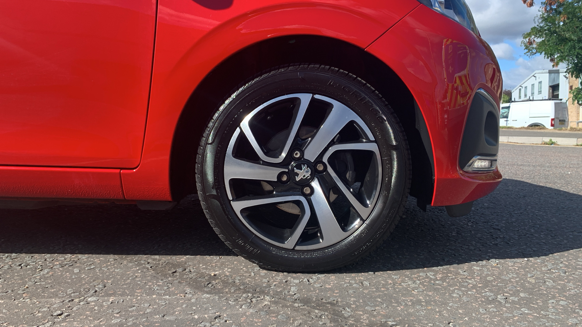 car image
