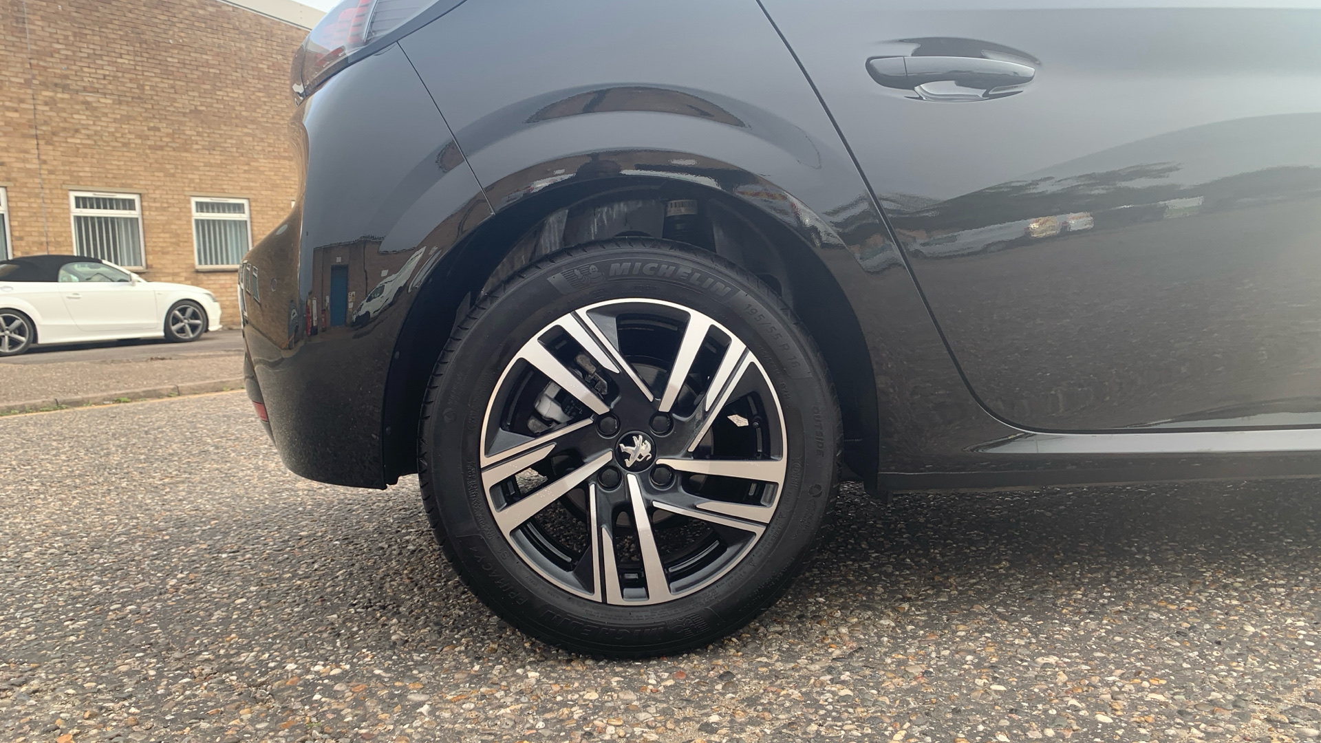 car image