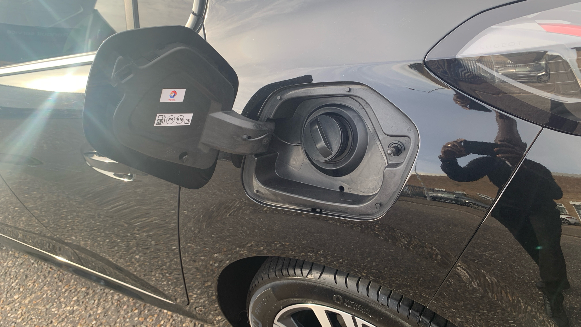 car image