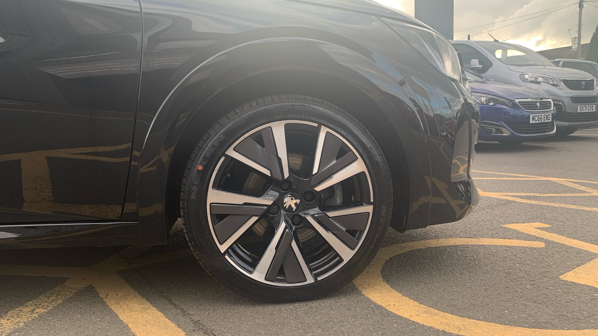 car image