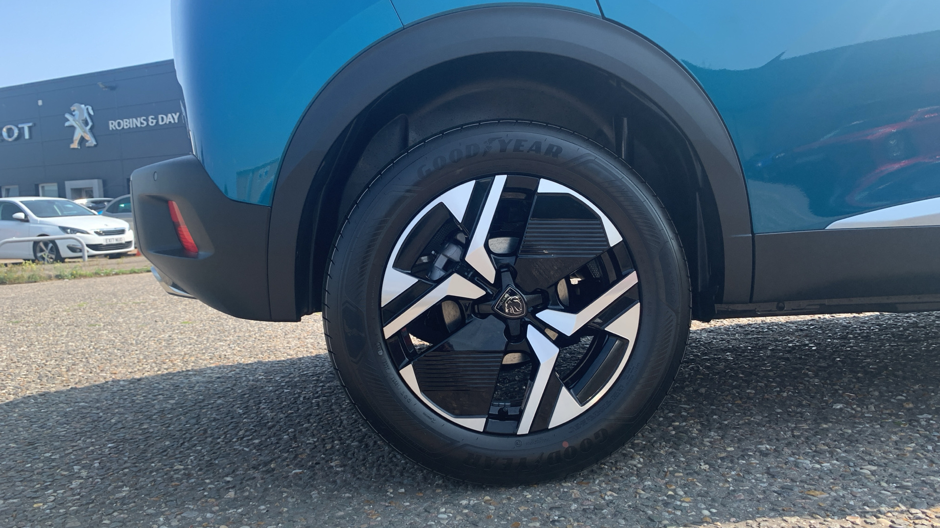 car image