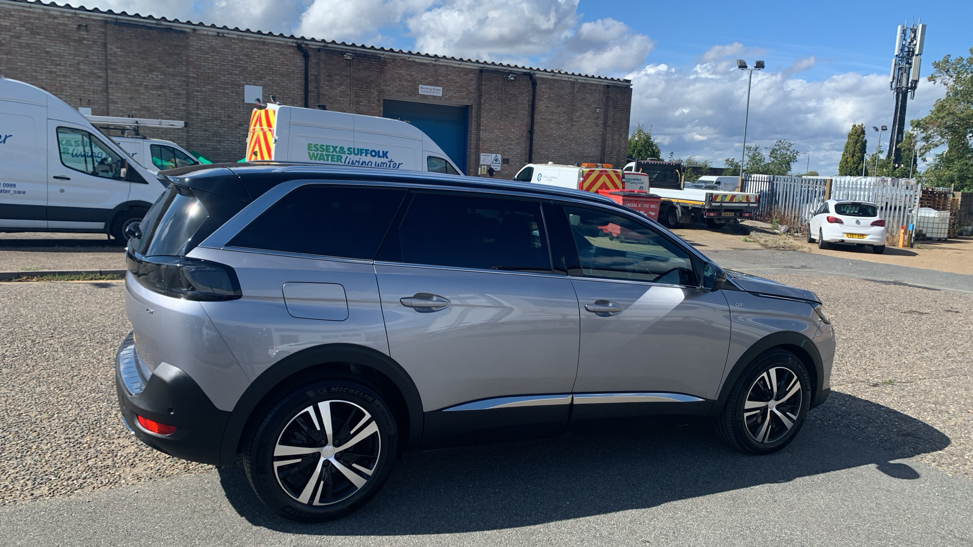 car image