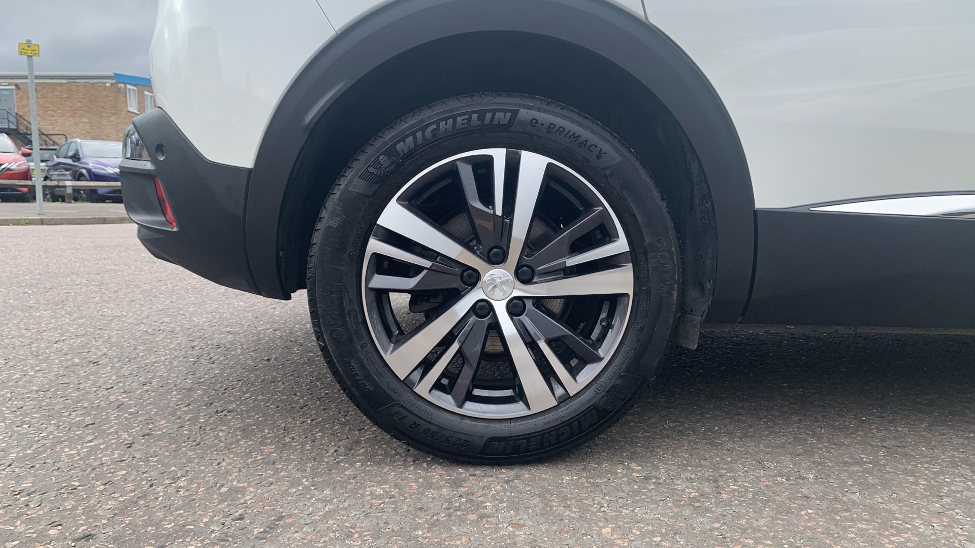 car image