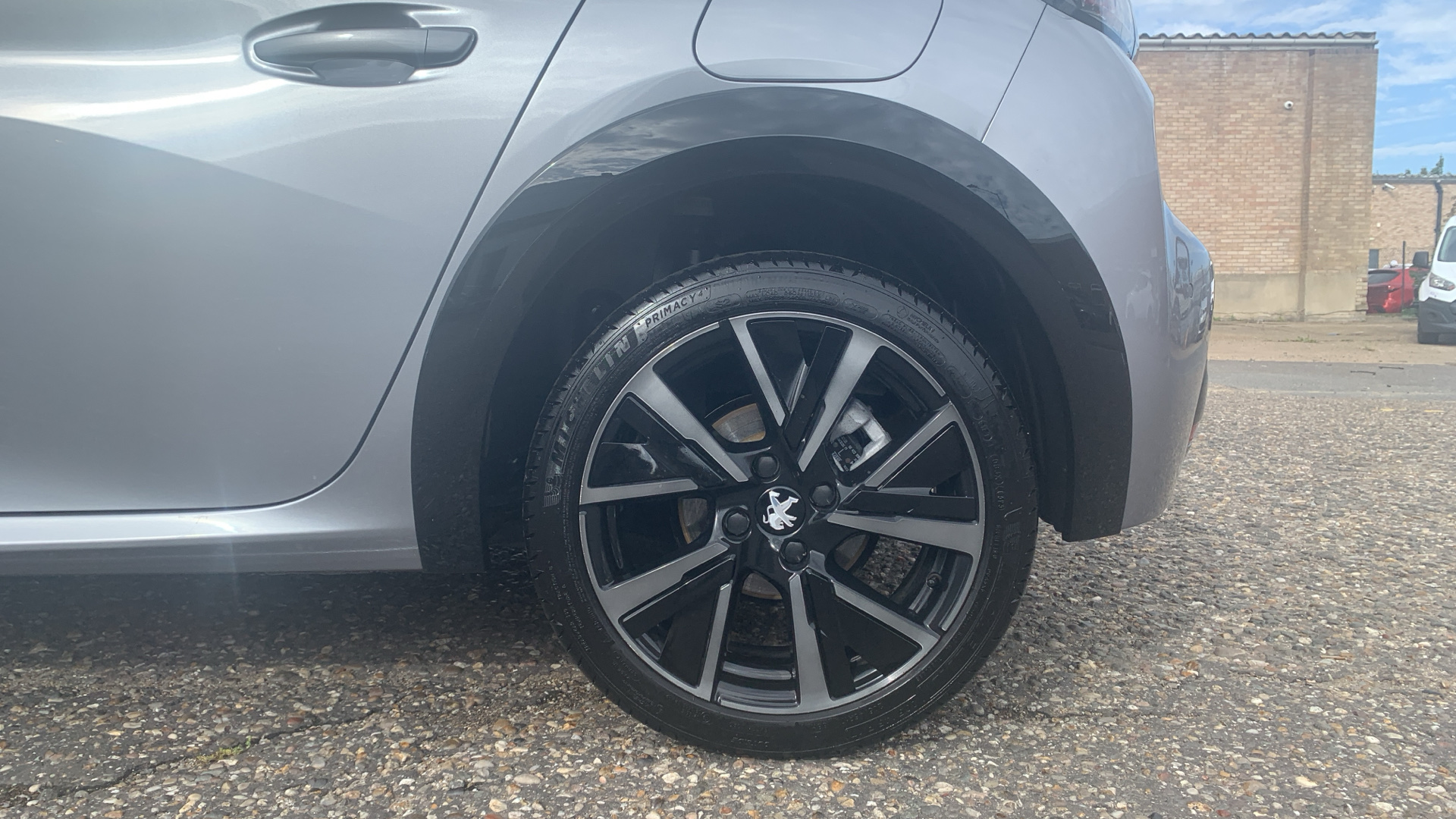 car image