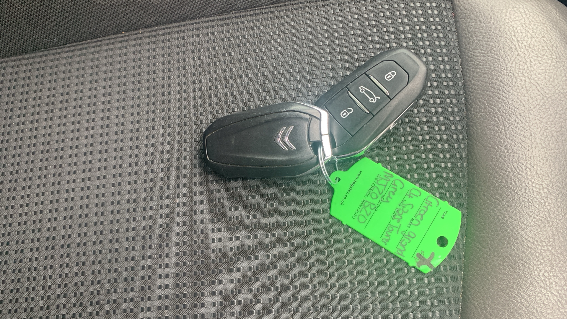 car image