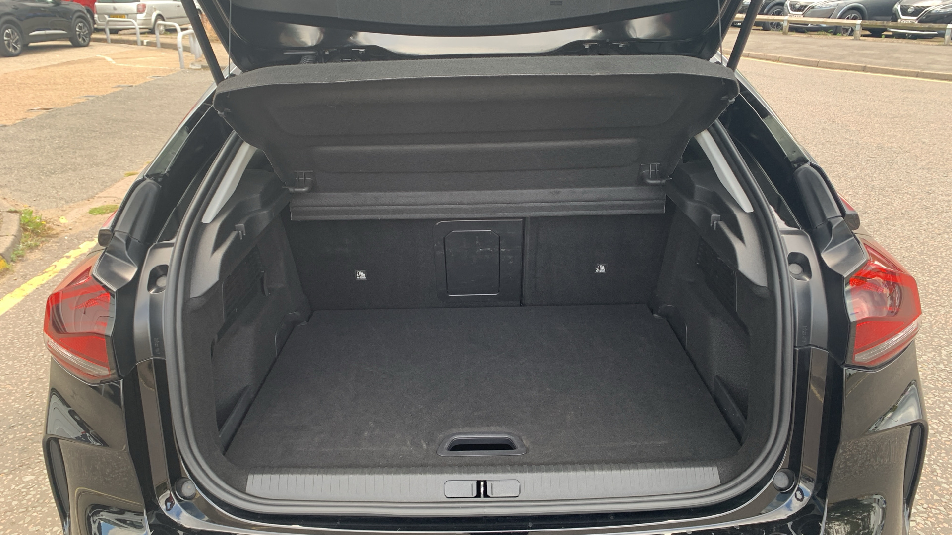 car image