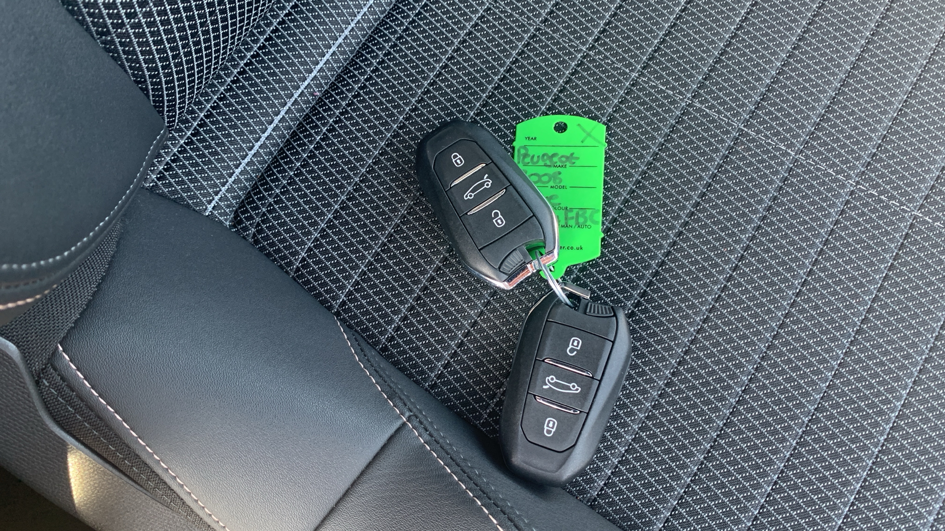 car image