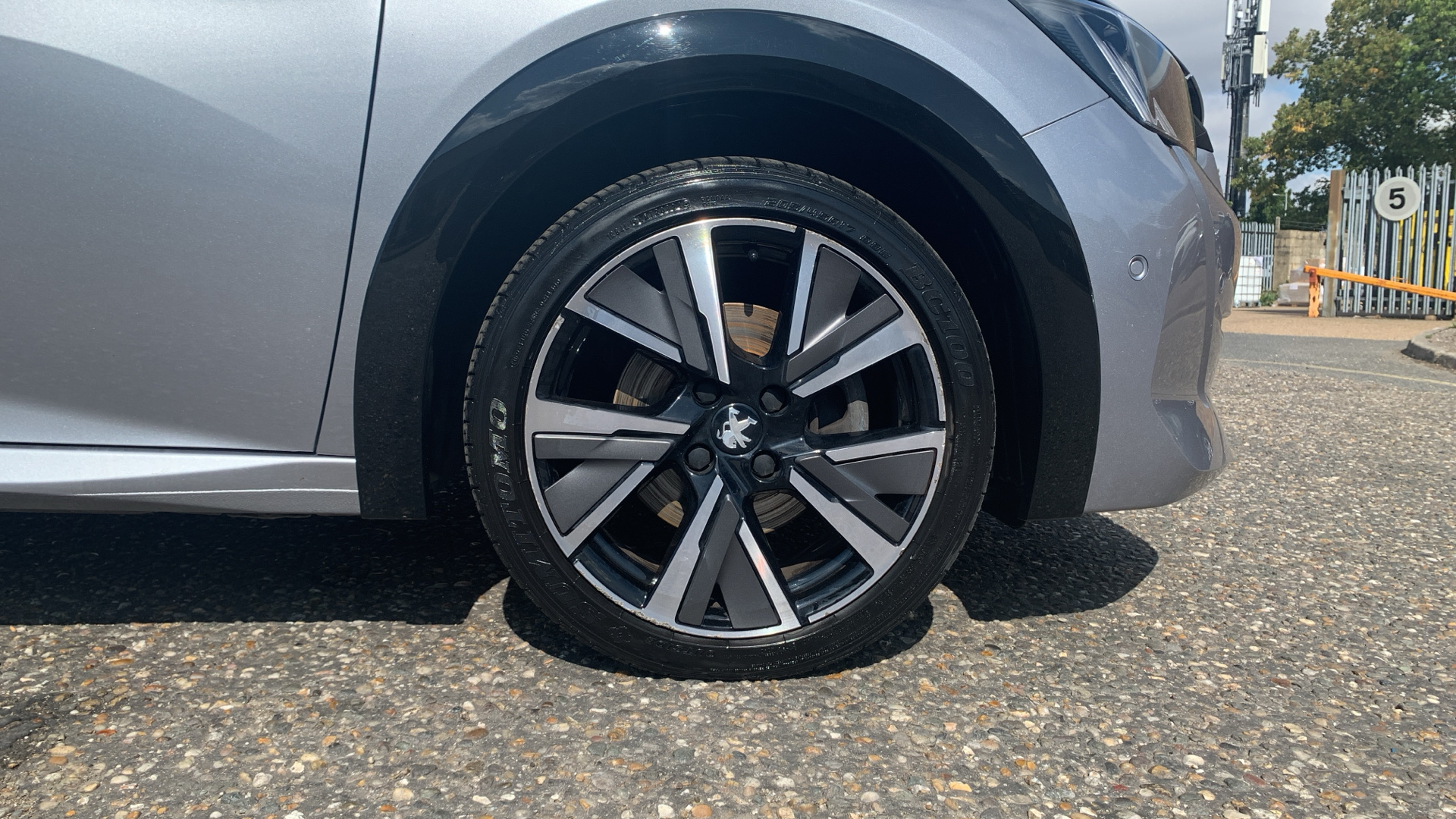 car image
