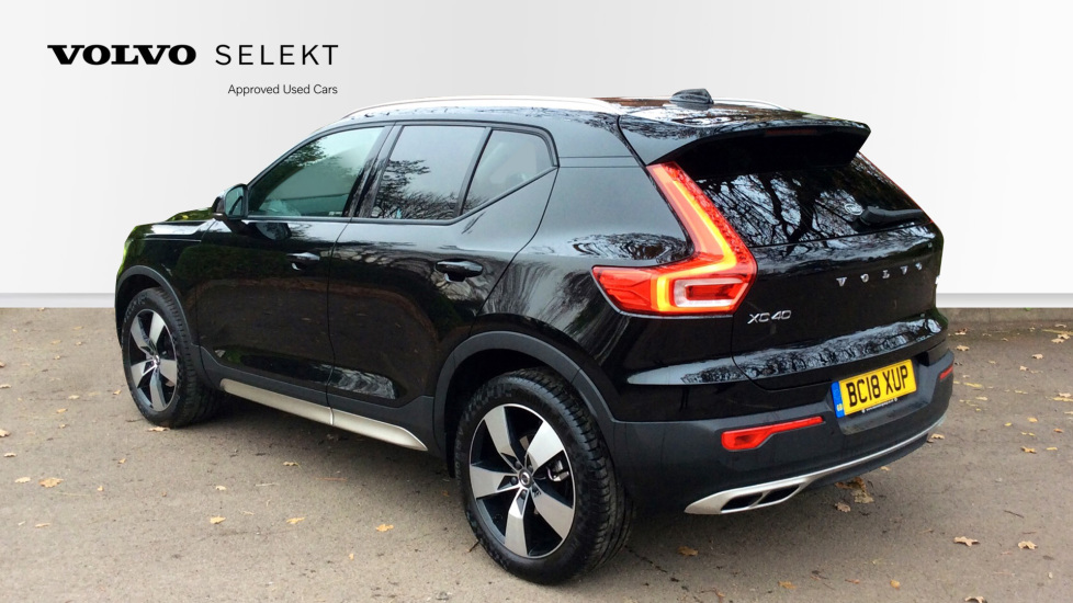 Volvo XC40 (Styling Kit Fitted+Intellisafe Pro+Power Tailgate) D3