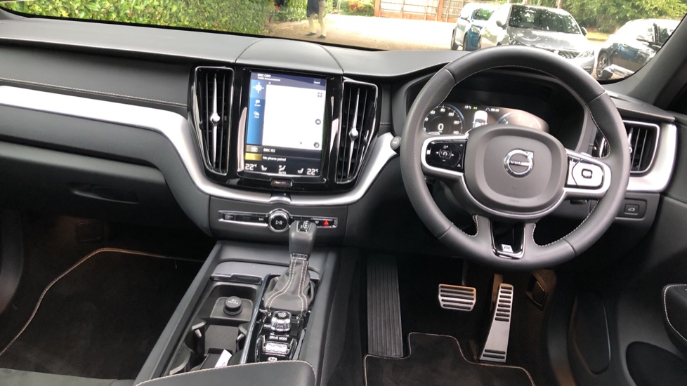 Volvo XC60 II D4 190bhp AWD R Design Pro Automatic (Sunroof+Adaptive