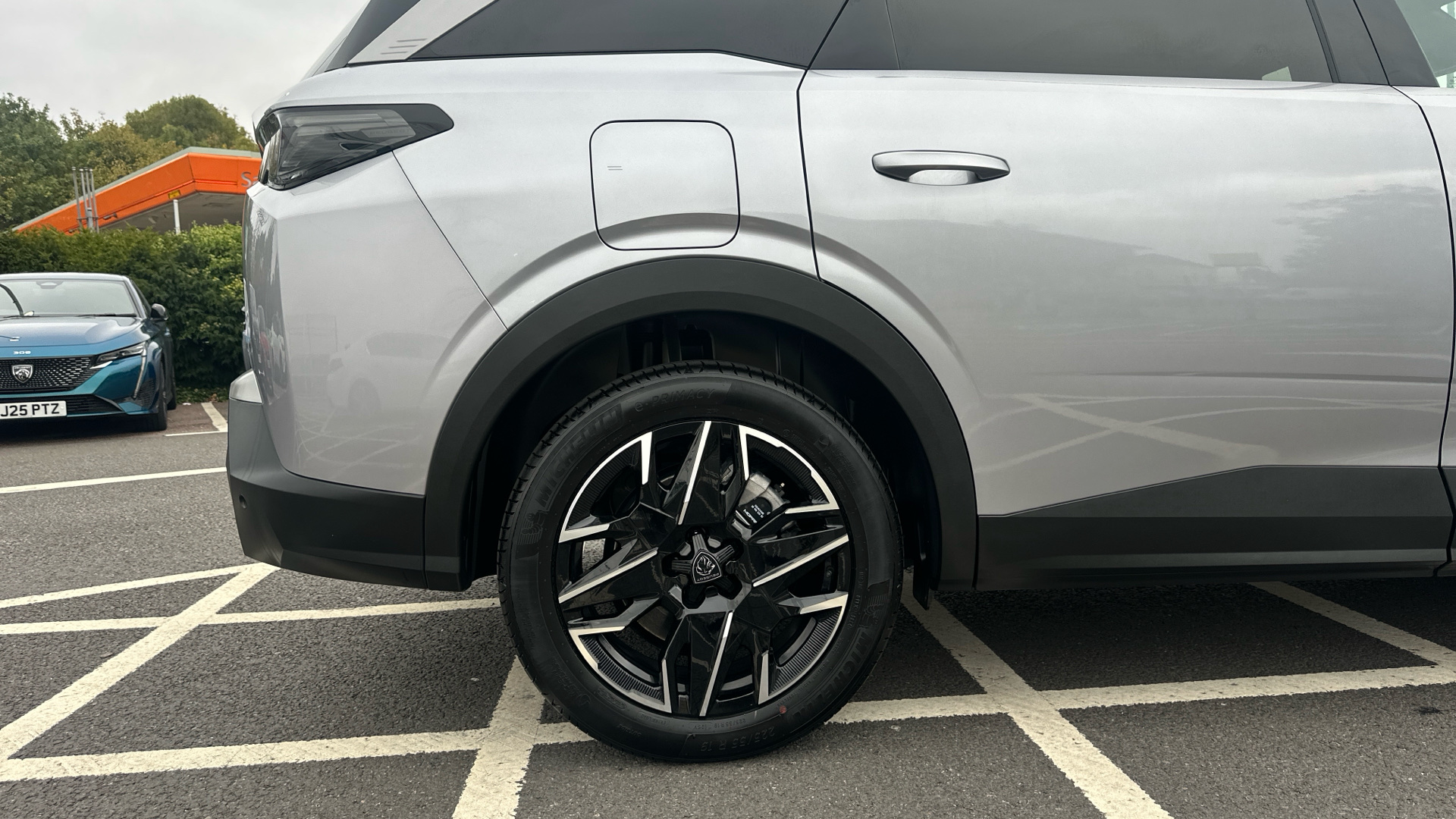 car image