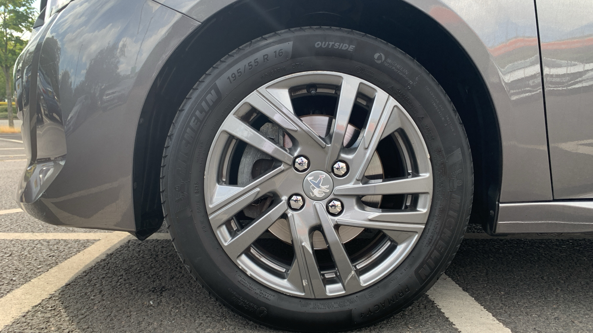 car image
