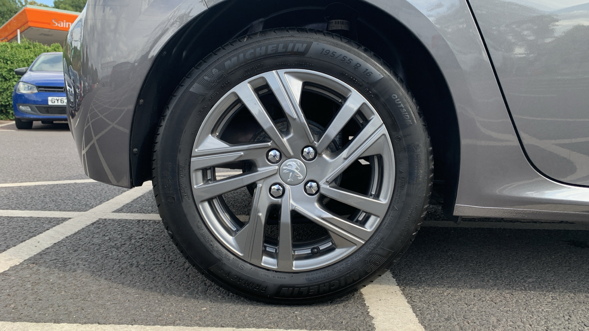 car image