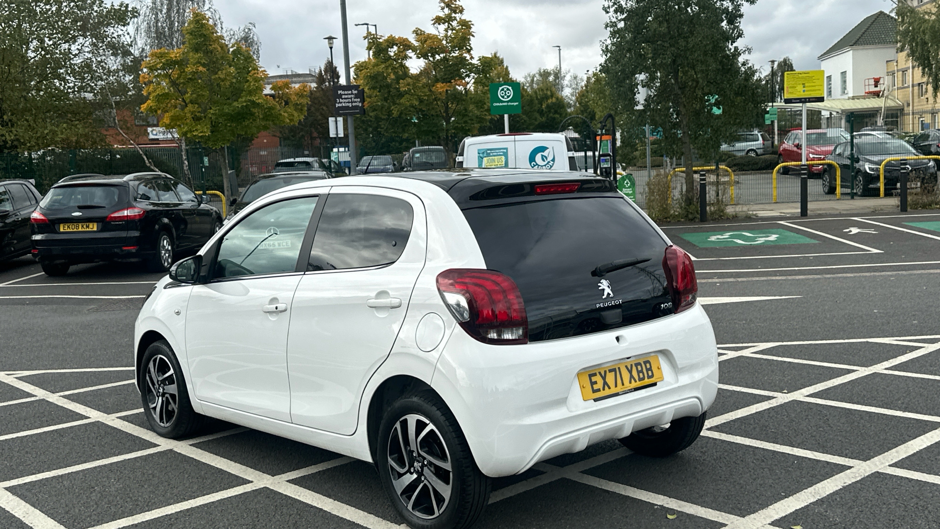car image