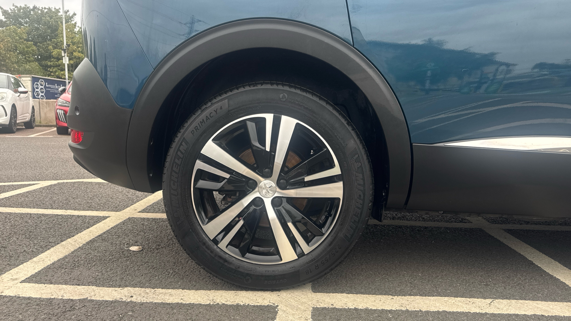 car image