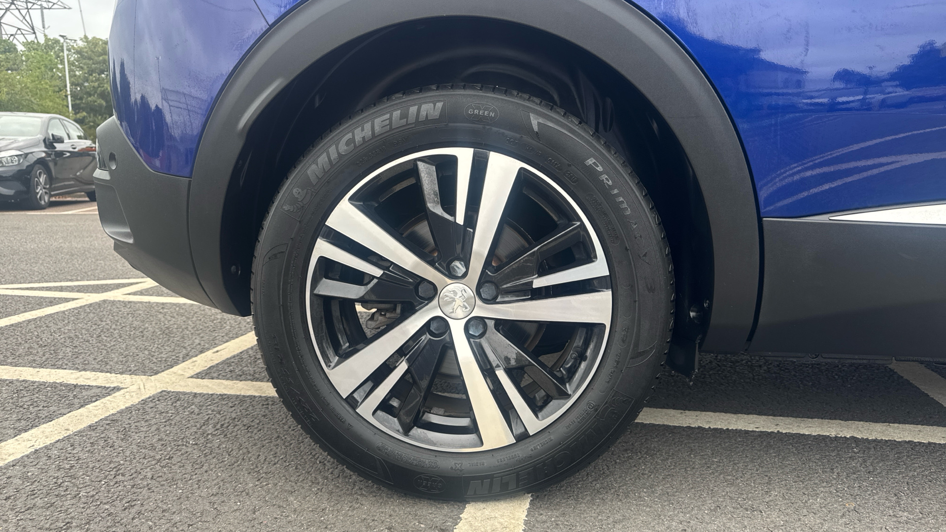 car image