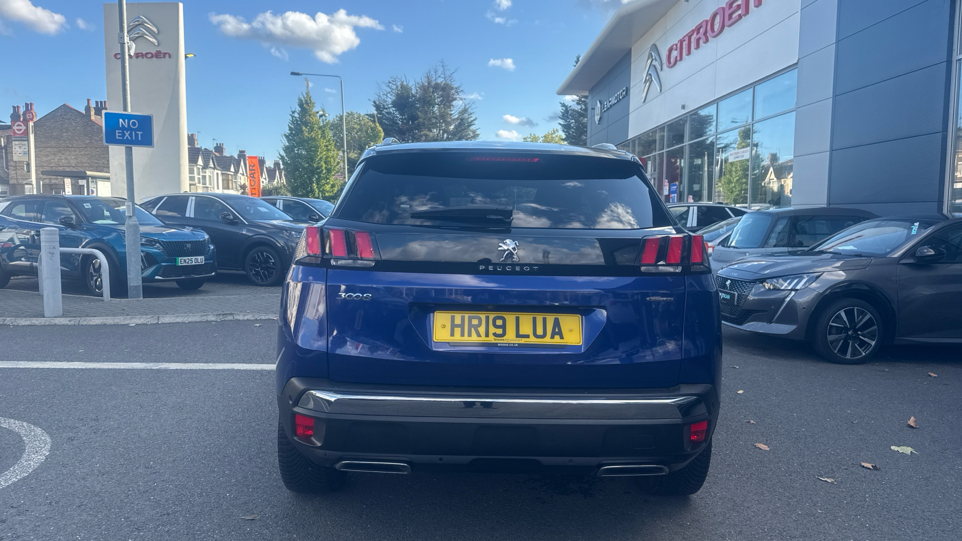 car image