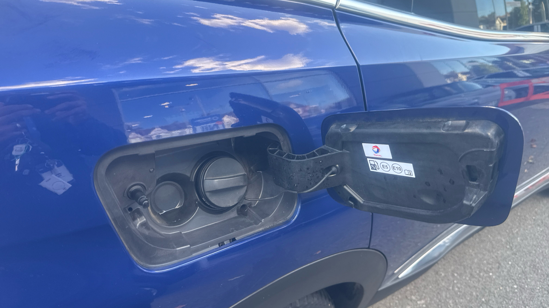 car image