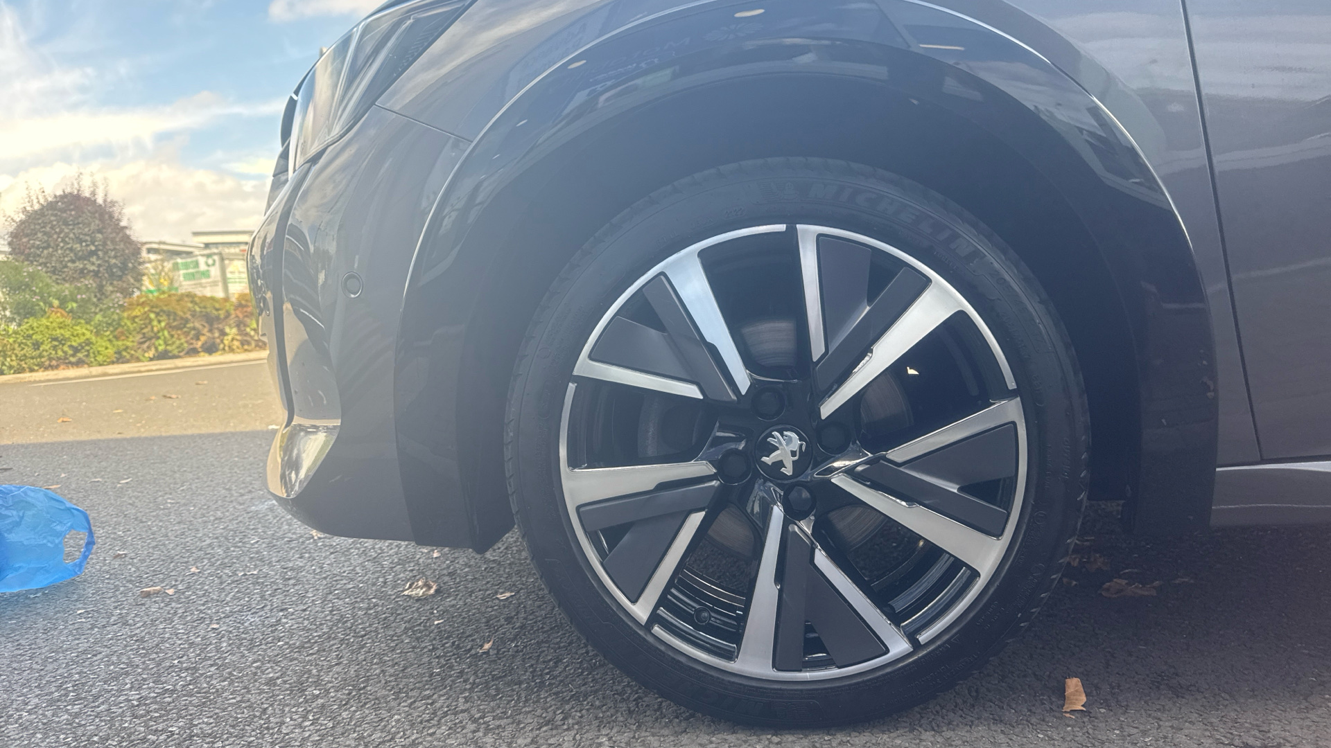 car image