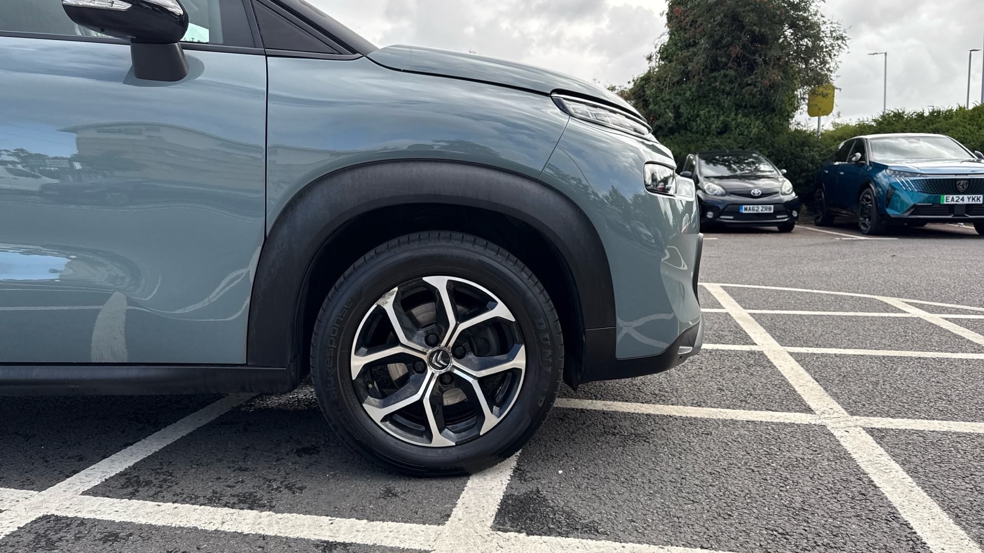 car image