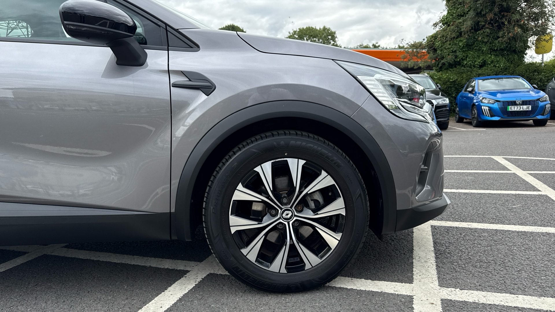 car image