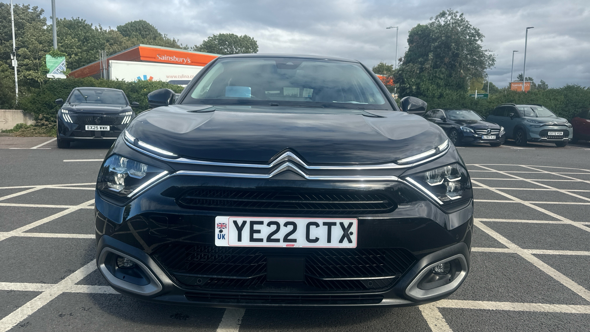 car image
