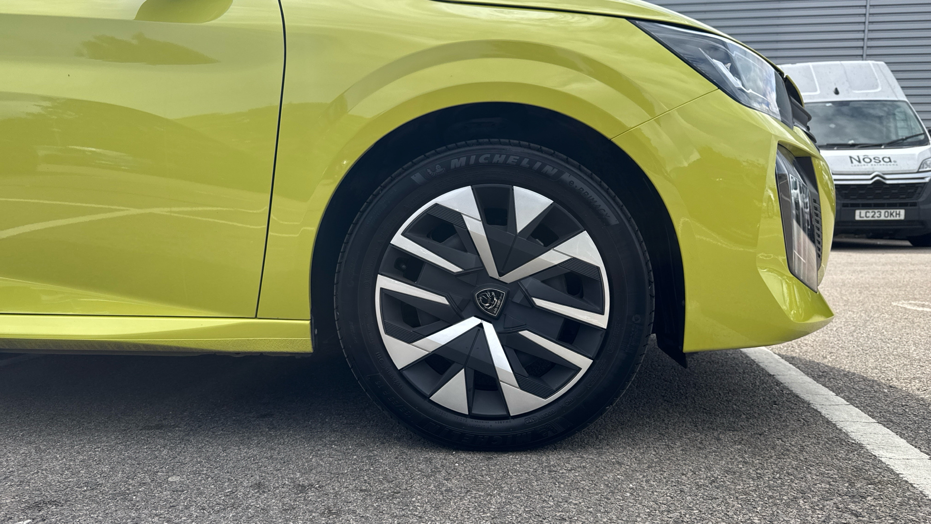 car image