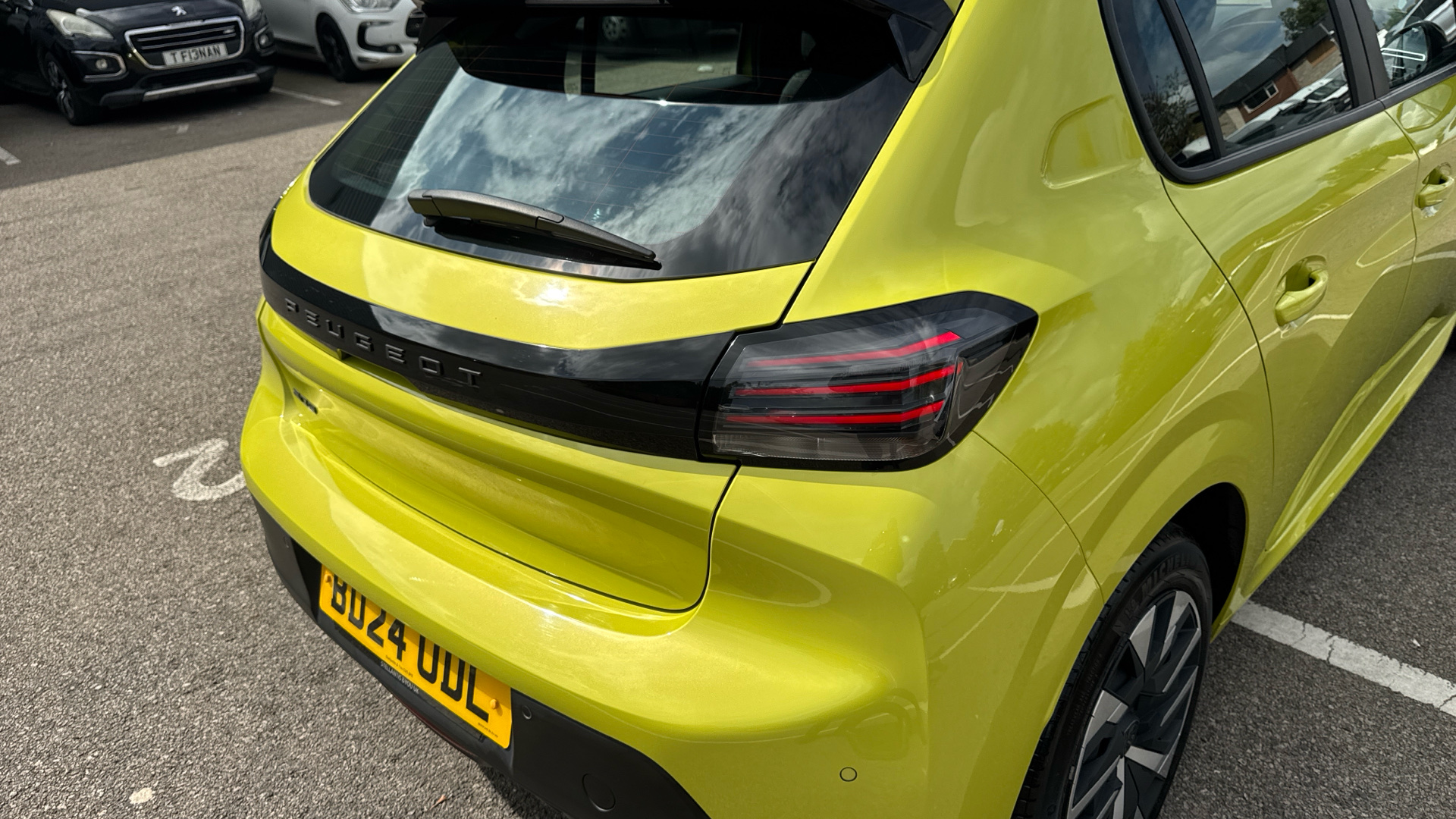 car image