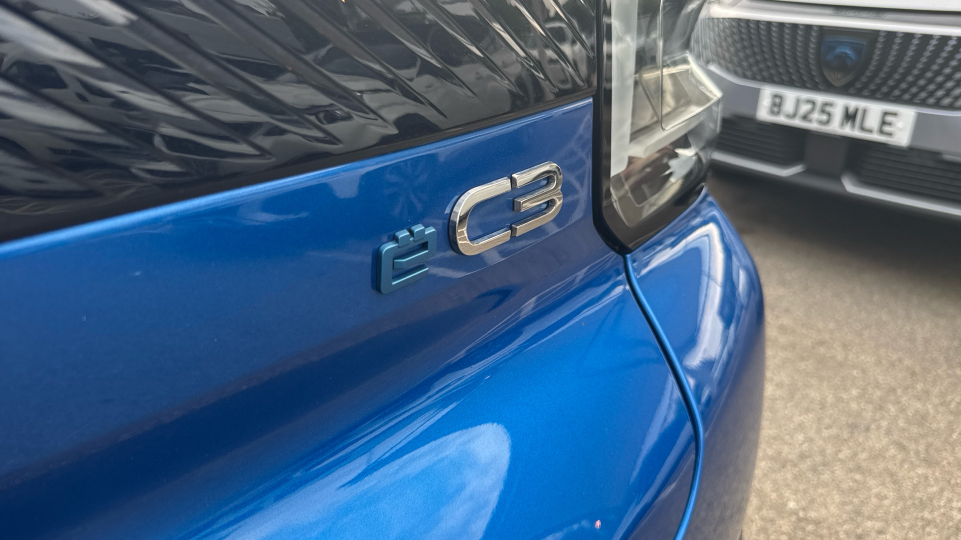car image