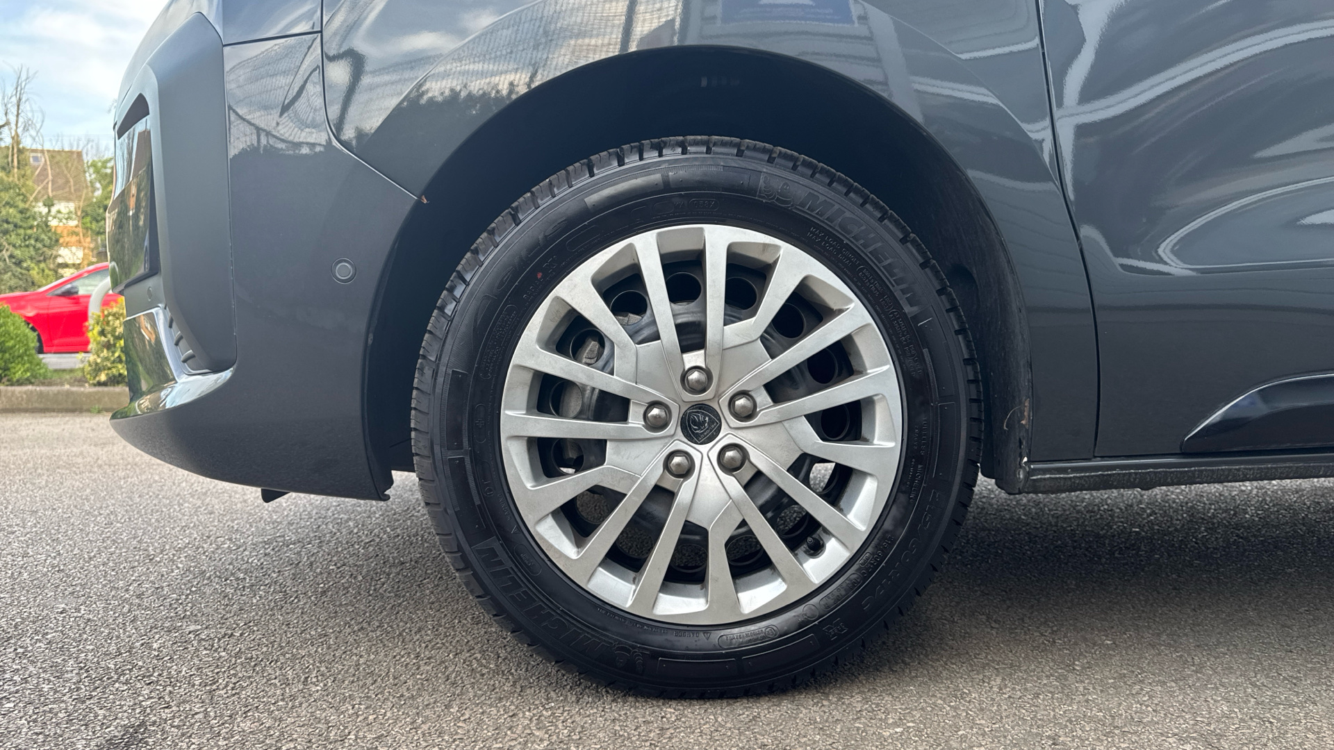 car image