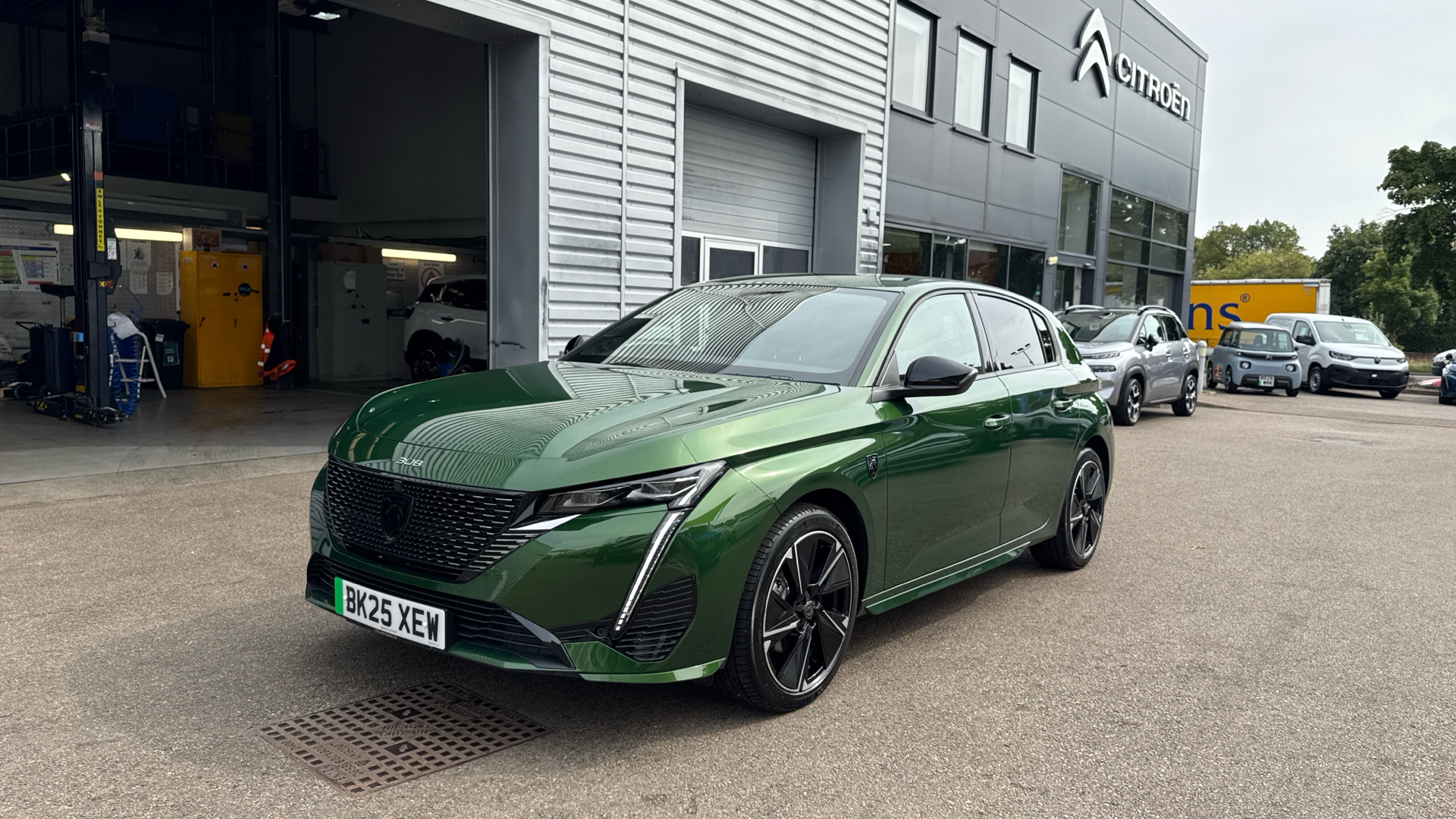car image