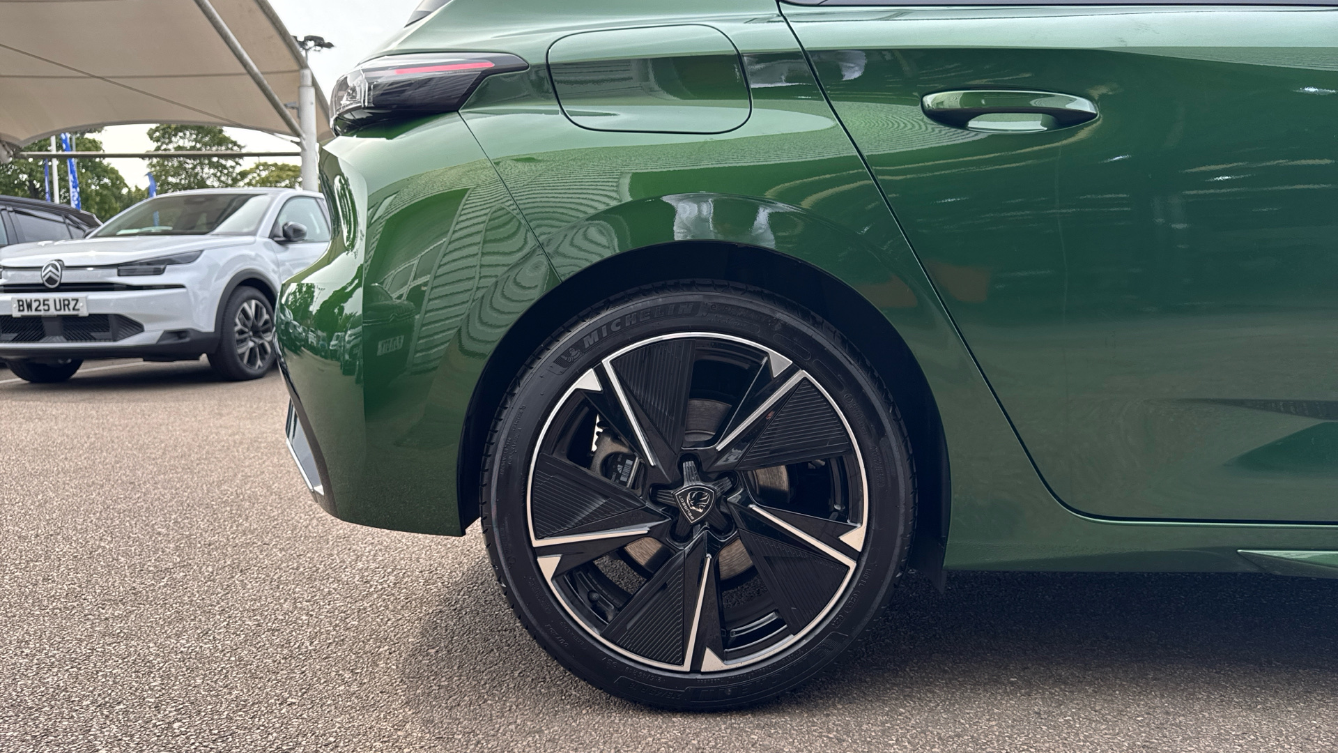 car image