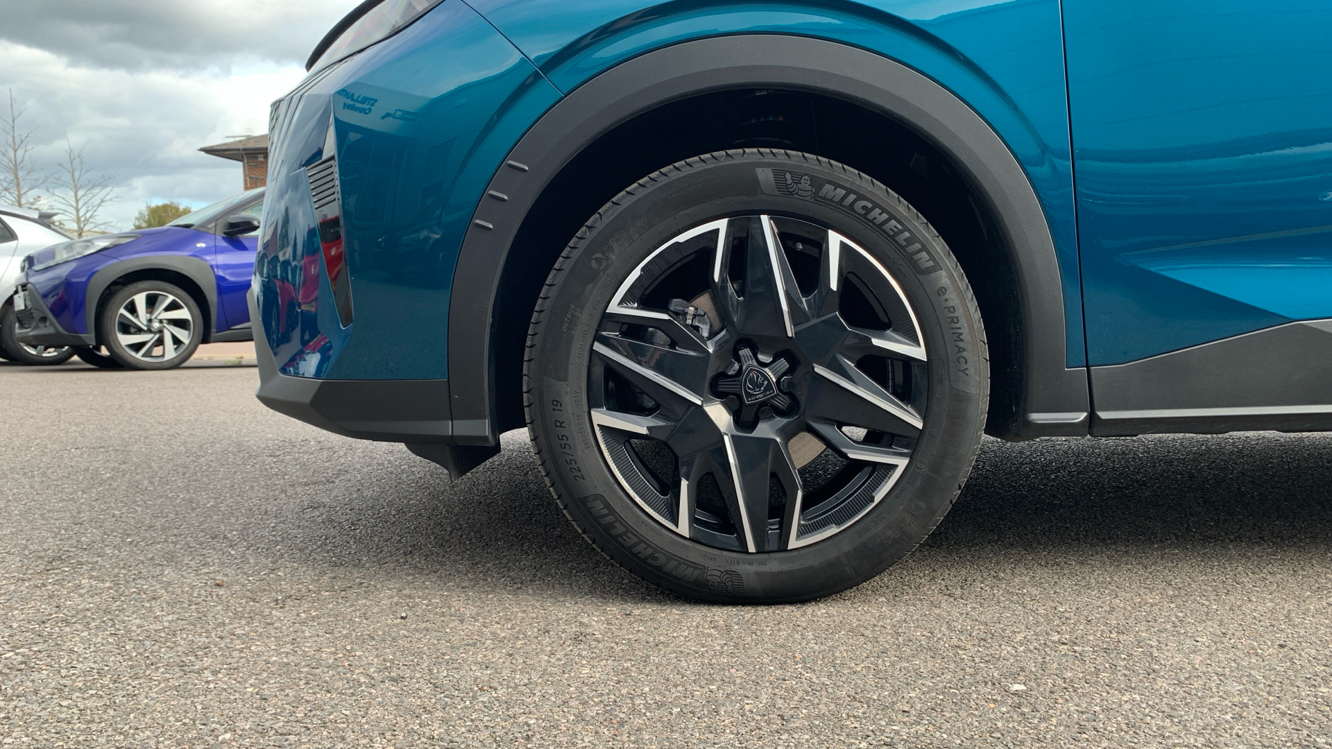 car image