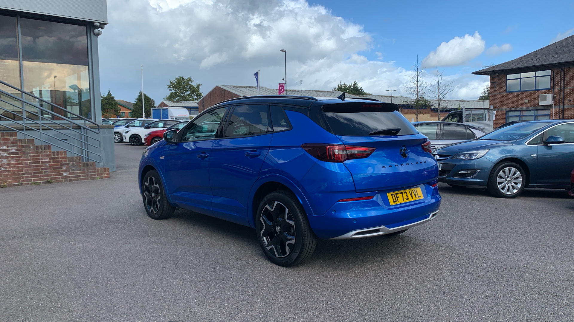 car image