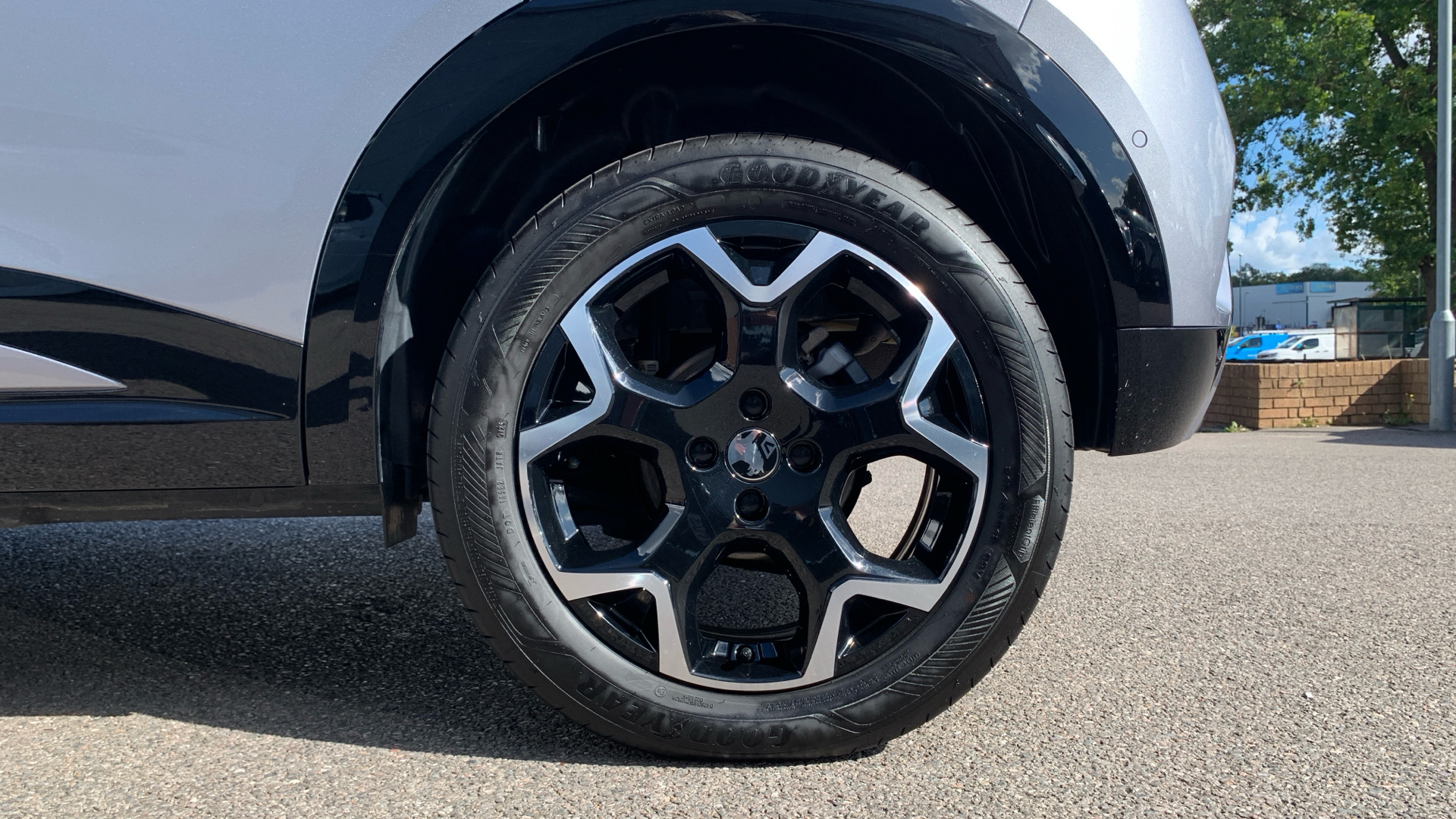 car image