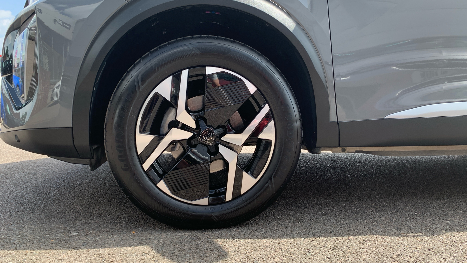 car image
